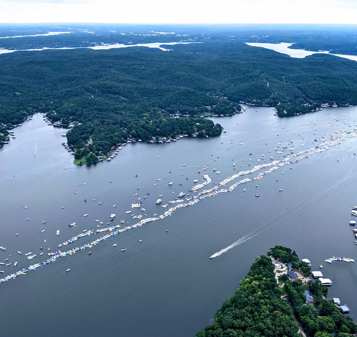shootout 2019 aerial_lake ozark helicopters.jpg